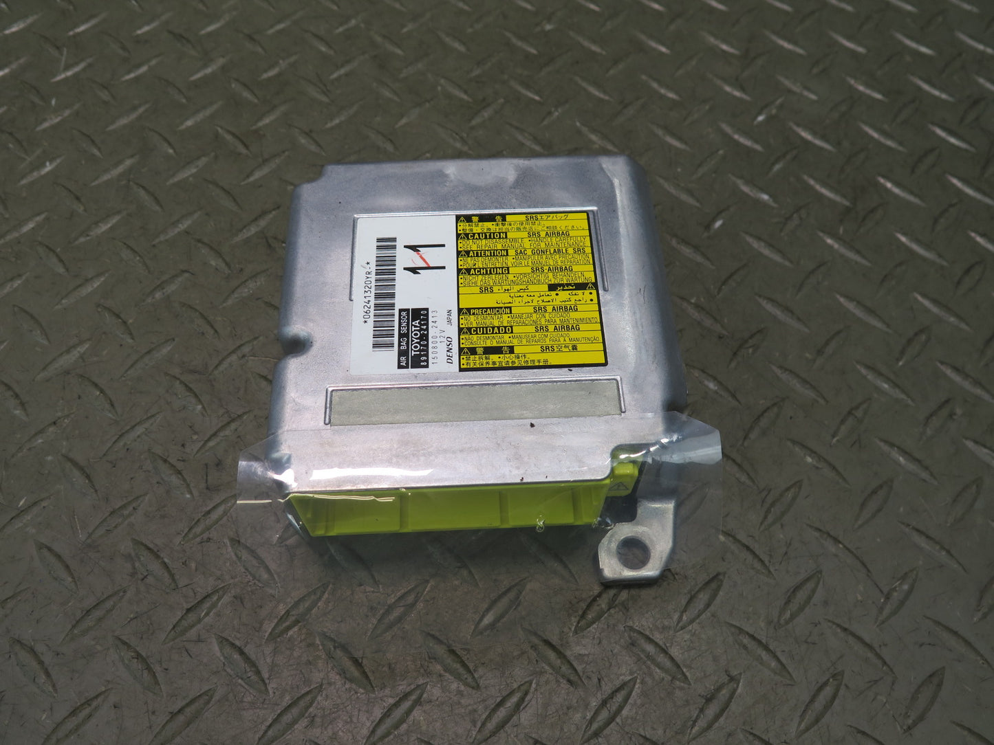 16-17 LEXUS GSC16L RC350 RC300 CENTRAL MAIN SRS AIR BAG CONTROL ECU MODULE 89170-24170 OEM