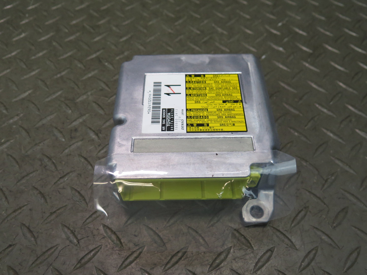 16-17 LEXUS GSC16L RC350 RC300 CENTRAL MAIN SRS AIR BAG CONTROL ECU MODULE 89170-24170 OEM