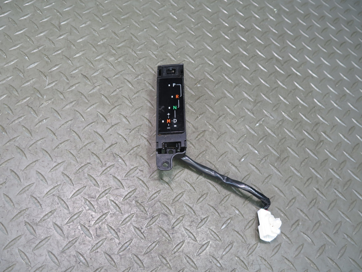 15-17 Lexus GSC16L RC350 RC300 Shift Shifter Gear Position Indicator OEM