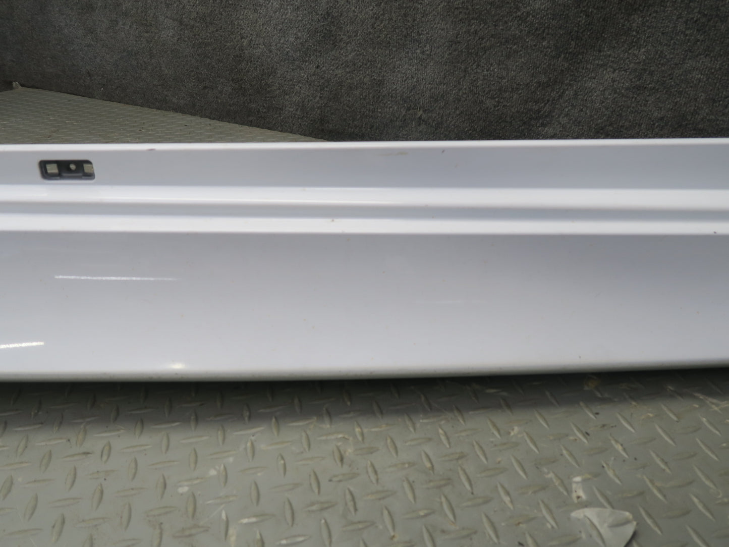 16-25 Lexus GSC16L RC350 RC300 F Sport Right Rocker Panel Side Skirt White OEM