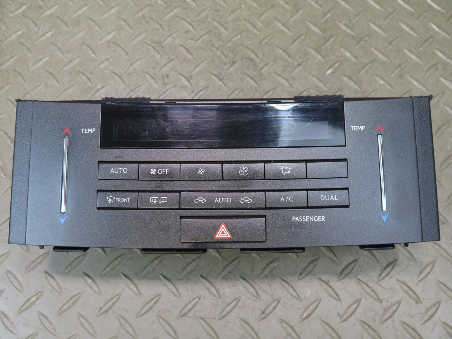 15-17 Lexus GSC16L RC300 RC350 A/C Heater Climate Control Switch Panel OEM