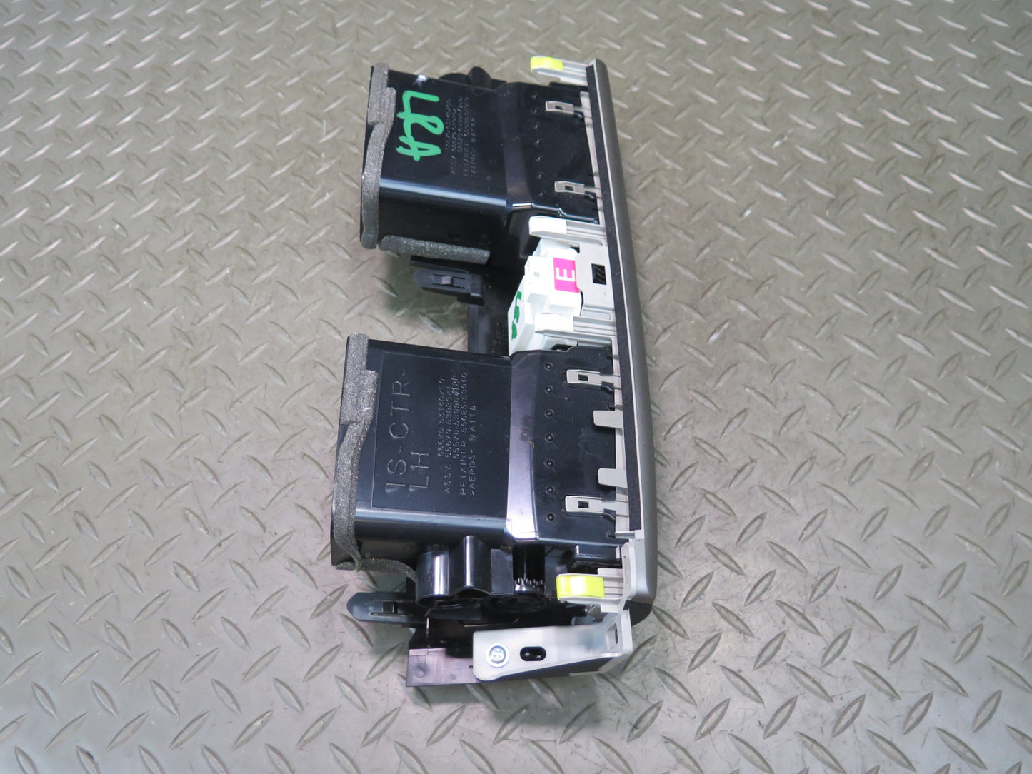 16-17  Lexus GSC16L RC300 RC350 F-sport Front Center Dashboard Air Vent OEM