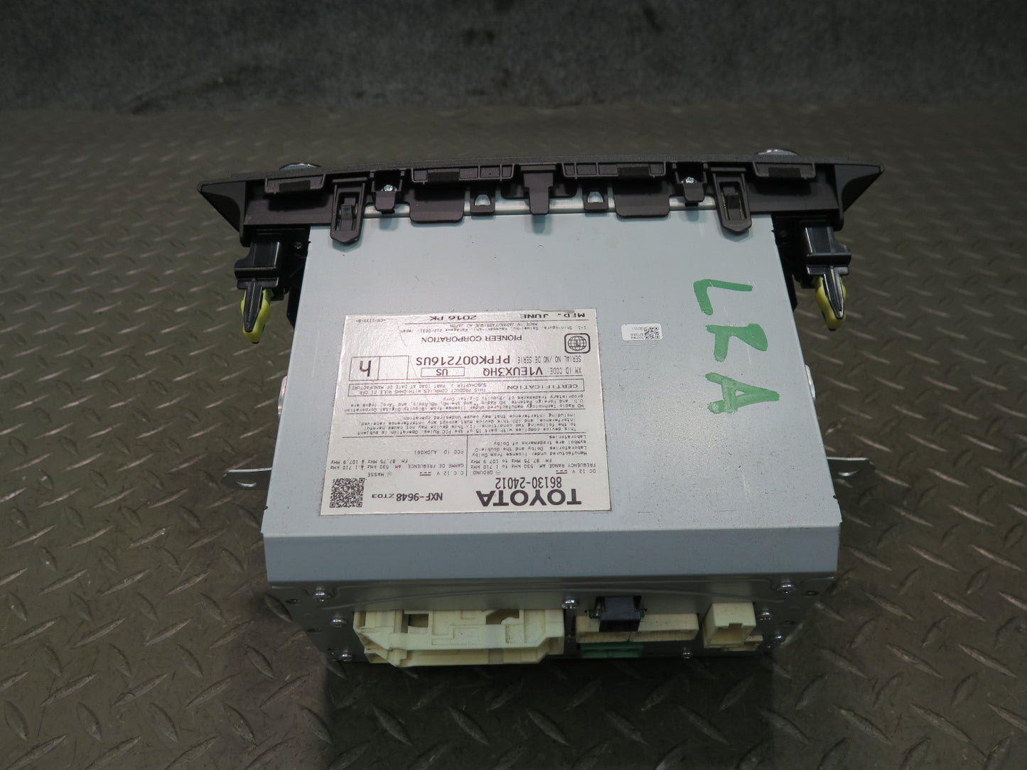 15-17 Lexus GSC16L RC350 RC300 Navigation CD Player Audio Radio Head Unit OEM