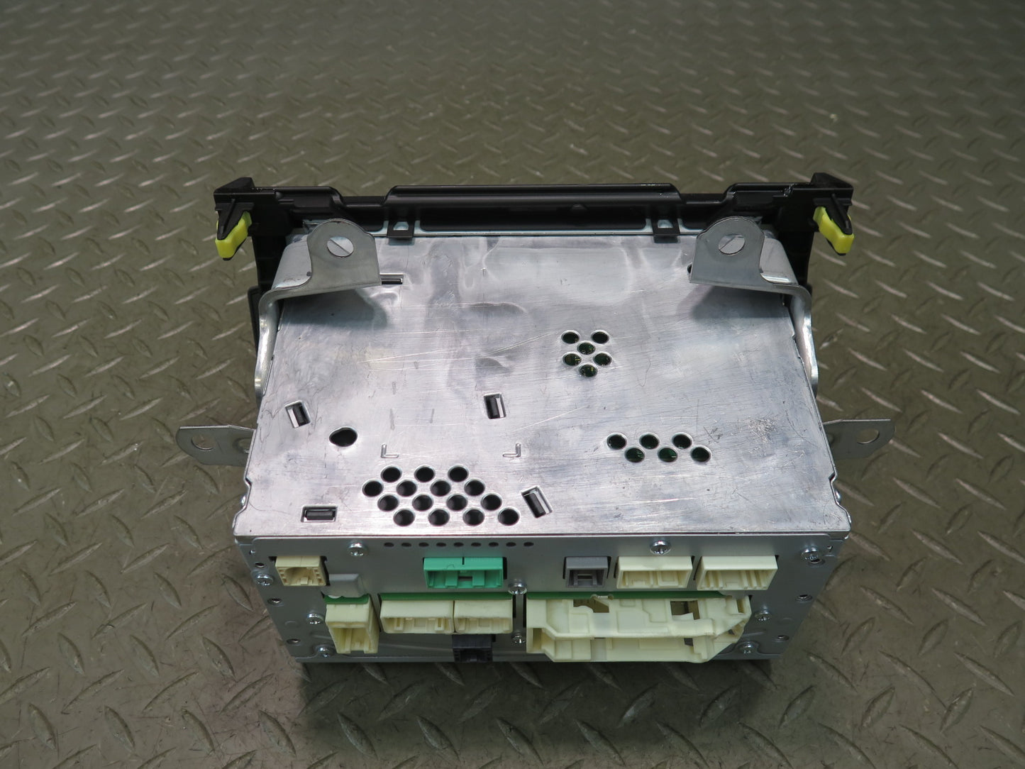 15-17 Lexus GSC16L RC350 RC300 Navigation CD Player Audio Radio Head Unit OEM