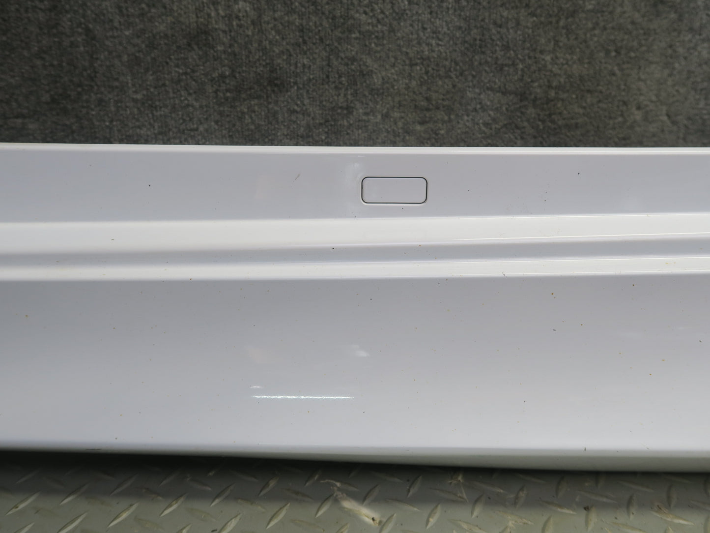 16-25 Lexus GSC16L RC350 RC300 F-sport Left Rocker Panel Side Skirt White OEM