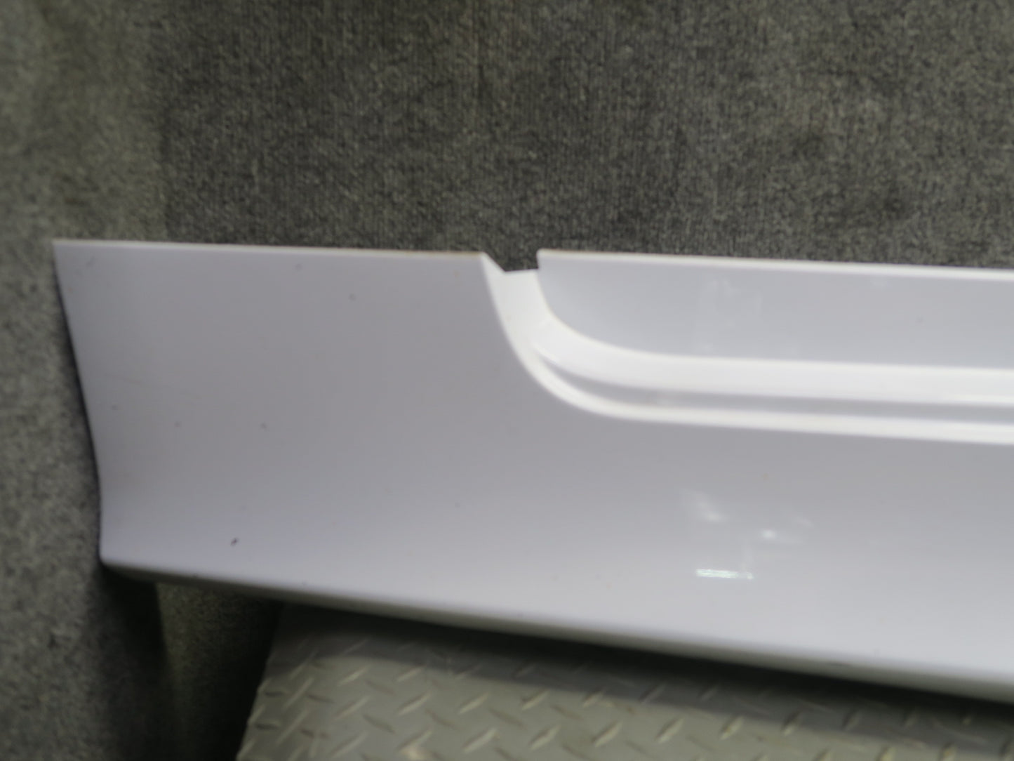 16-25 Lexus GSC16L RC350 RC300 F-sport Left Rocker Panel Side Skirt White OEM