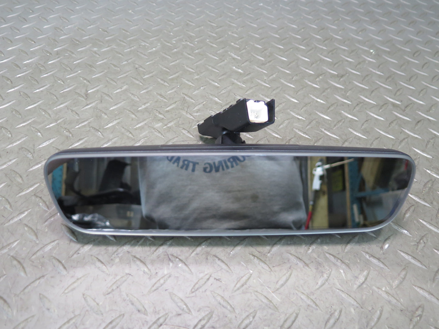 15-17 Lexus GSC16L RC350 RC300 Auto Dimming Interior Rear View Mirror Black OEM