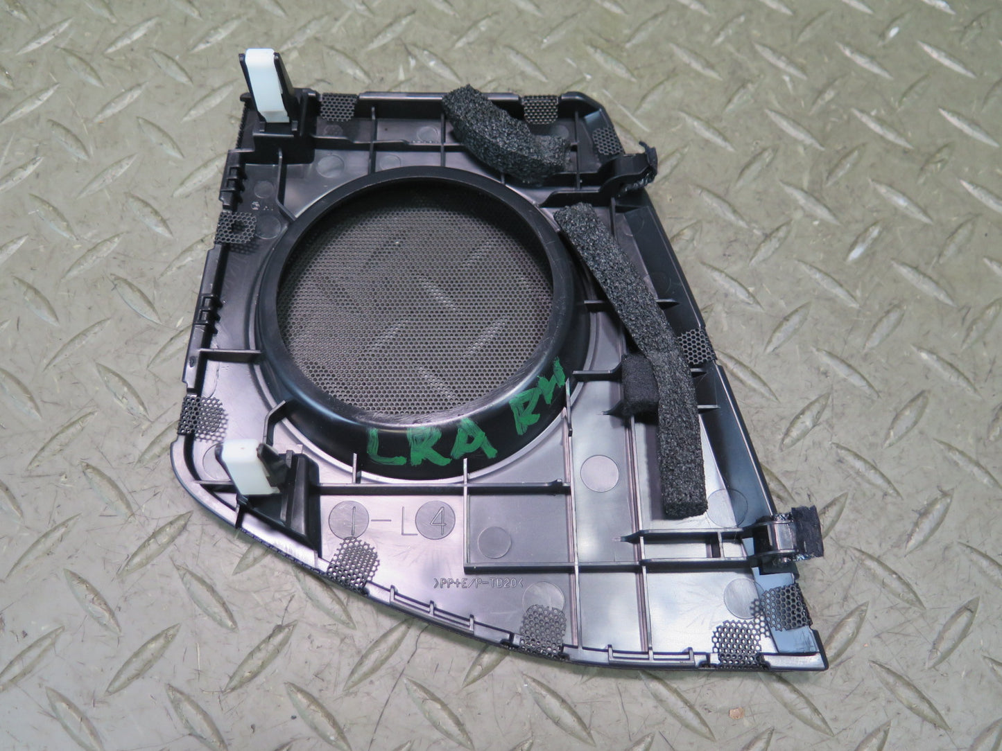 15-18 Lexus GSC16L RC350 RC300 Set of 3 Dashboard Speaker Grille Cover Trim OEM