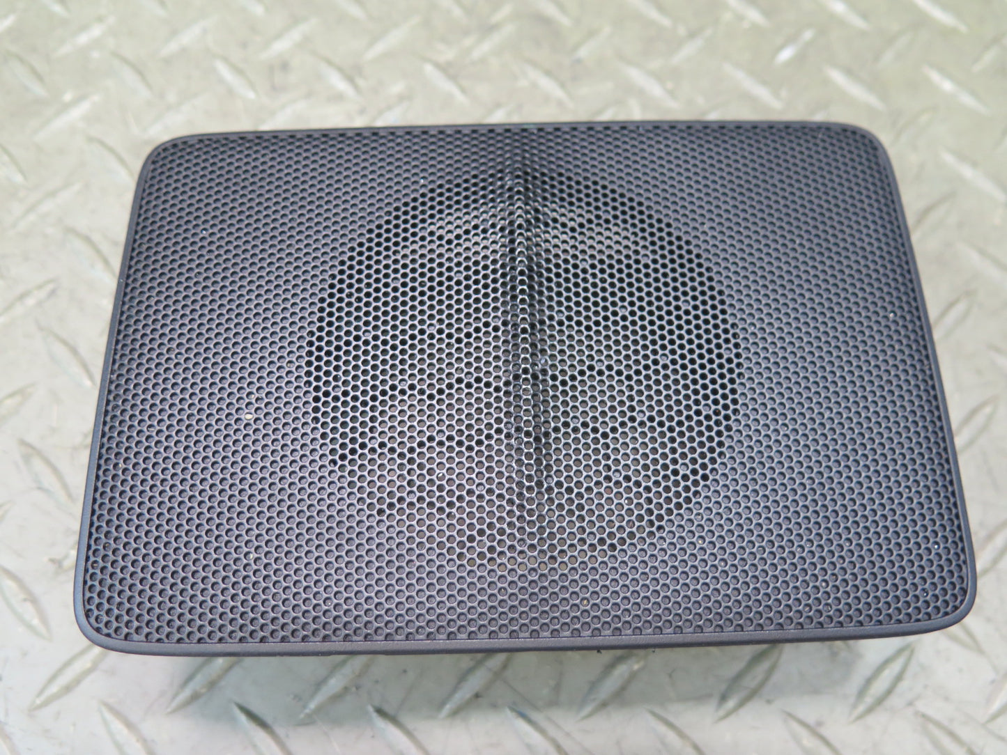 15-18 Lexus GSC16L RC350 RC300 Set of 3 Dashboard Speaker Grille Cover Trim OEM