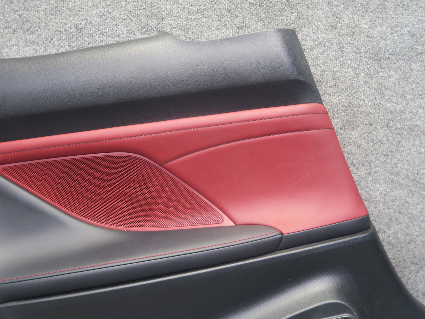 15-18 Lexus GSC16L RC350 RC300 Set of 2 Left & Right Rear Quarter Trim Panel OEM