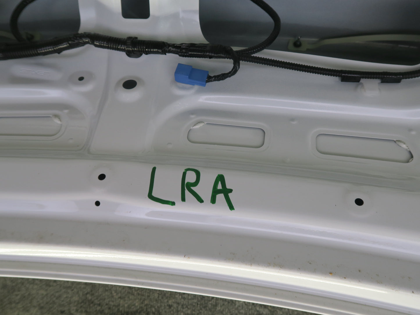 15-19 Lexus GSC16L RC350 RC300 F-sport Rear Trunk Deck Lid Shell Cover Panel OEM