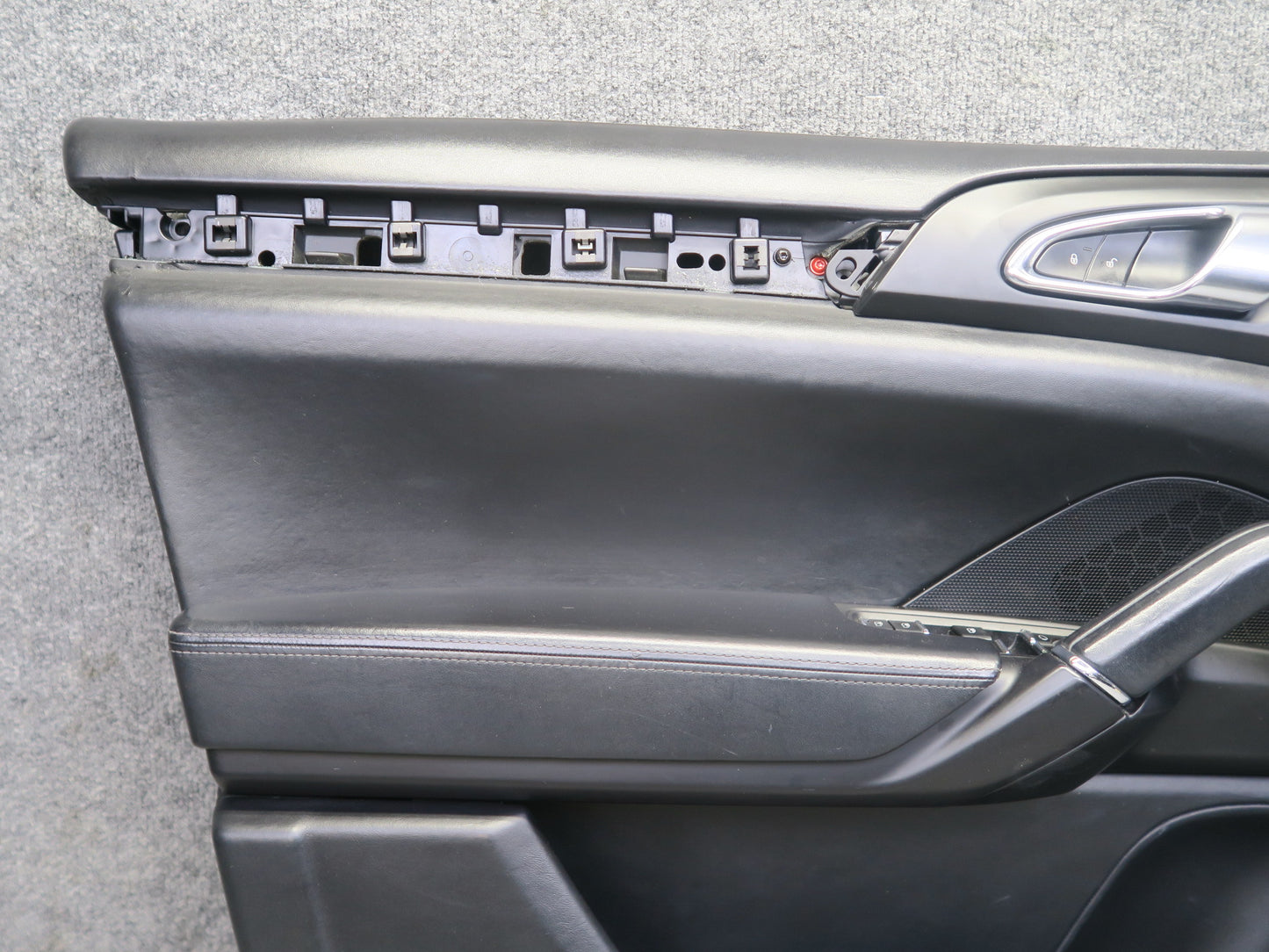 2011-2018 Porsche Cayenne 958 Front Left & Right Door Interior Trim Panel Set