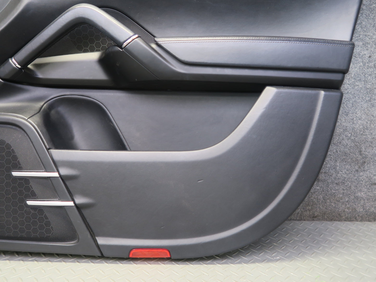 2011-2018 Porsche Cayenne 958 Front Left & Right Door Interior Trim Panel Set