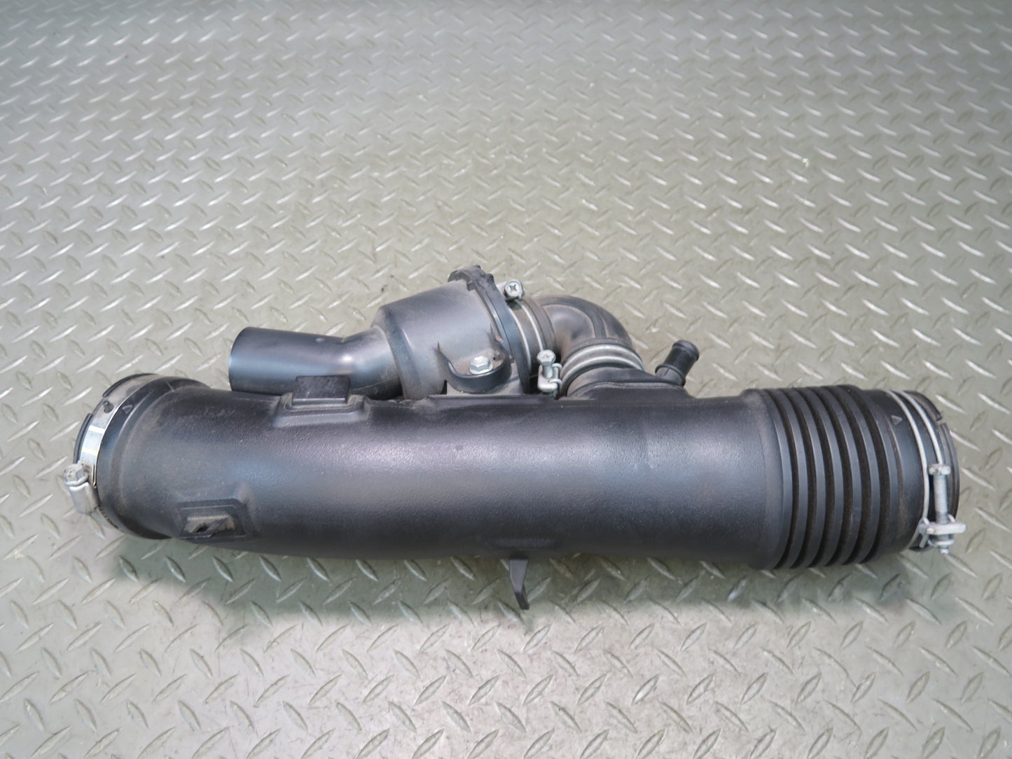 15-25 Lexus GSC16L RC300 3.5L Engine Air Cleaner Inlet Hose Tube & Resonator OEM