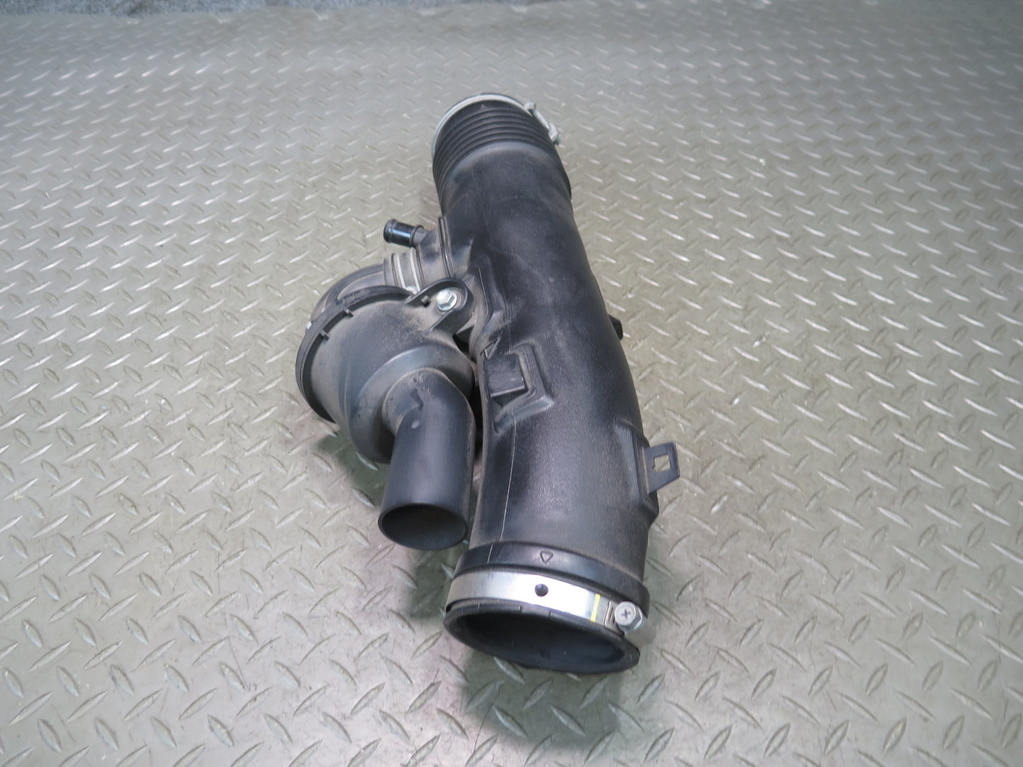 15-25 Lexus GSC16L RC300 3.5L Engine Air Cleaner Inlet Hose Tube & Resonator OEM