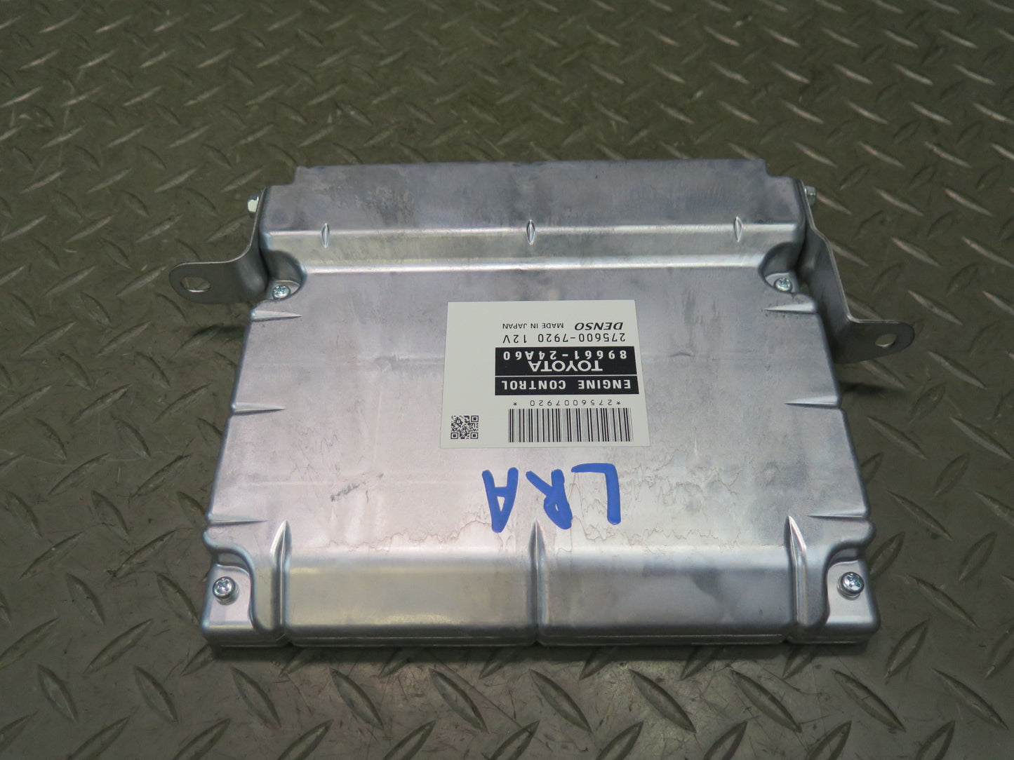 16-18 Lexus GSC16L RC300 3.5L 2GRFSE AWD ECM ECU Engine Control Module OEM