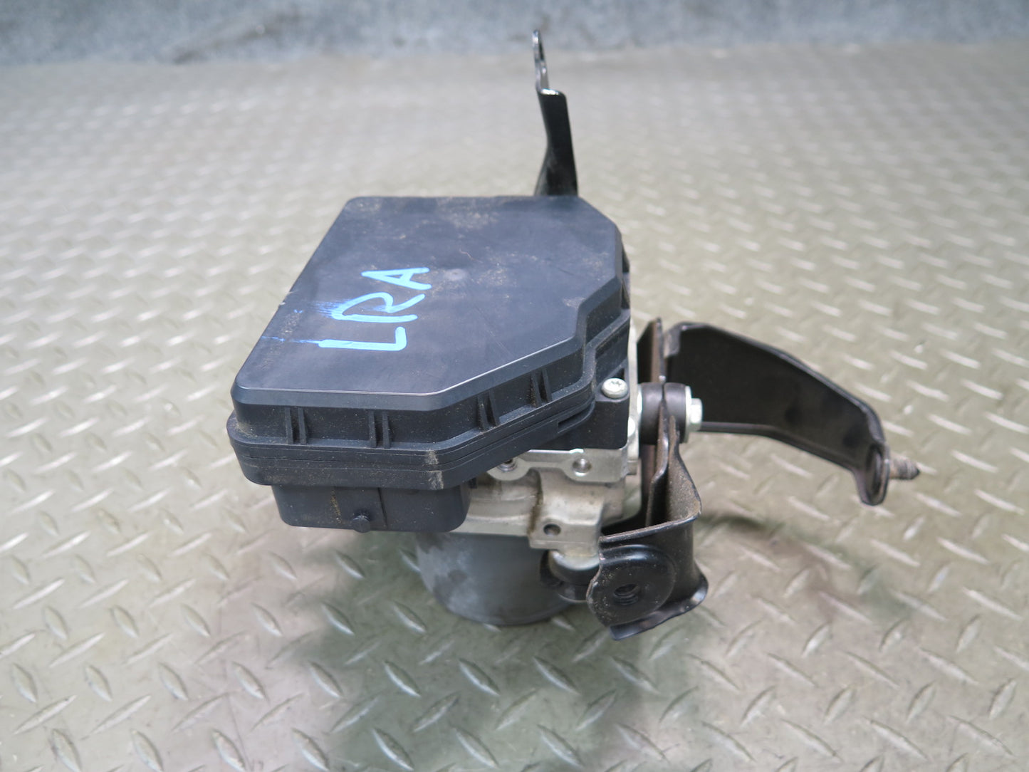16-18 Lexus GSC16L RC350 RC300 AWD Anti Lock Brake ABS Pump Module 76K Miles OEM