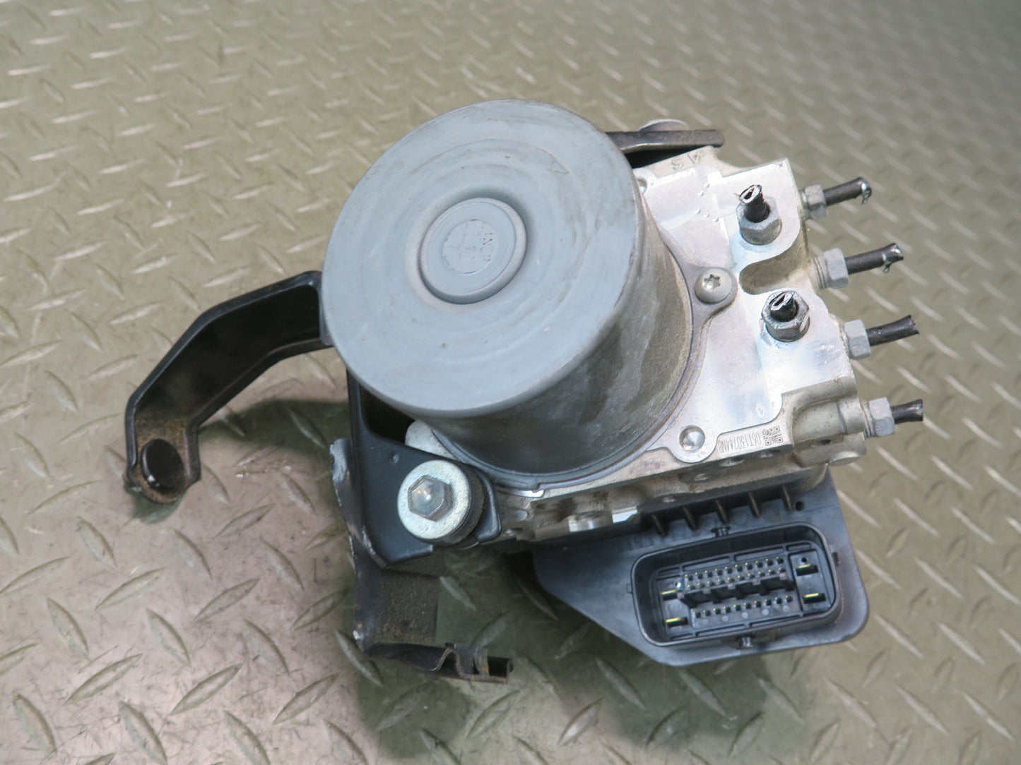 16-18 Lexus GSC16L RC350 RC300 AWD Anti Lock Brake ABS Pump Module 76K Miles OEM