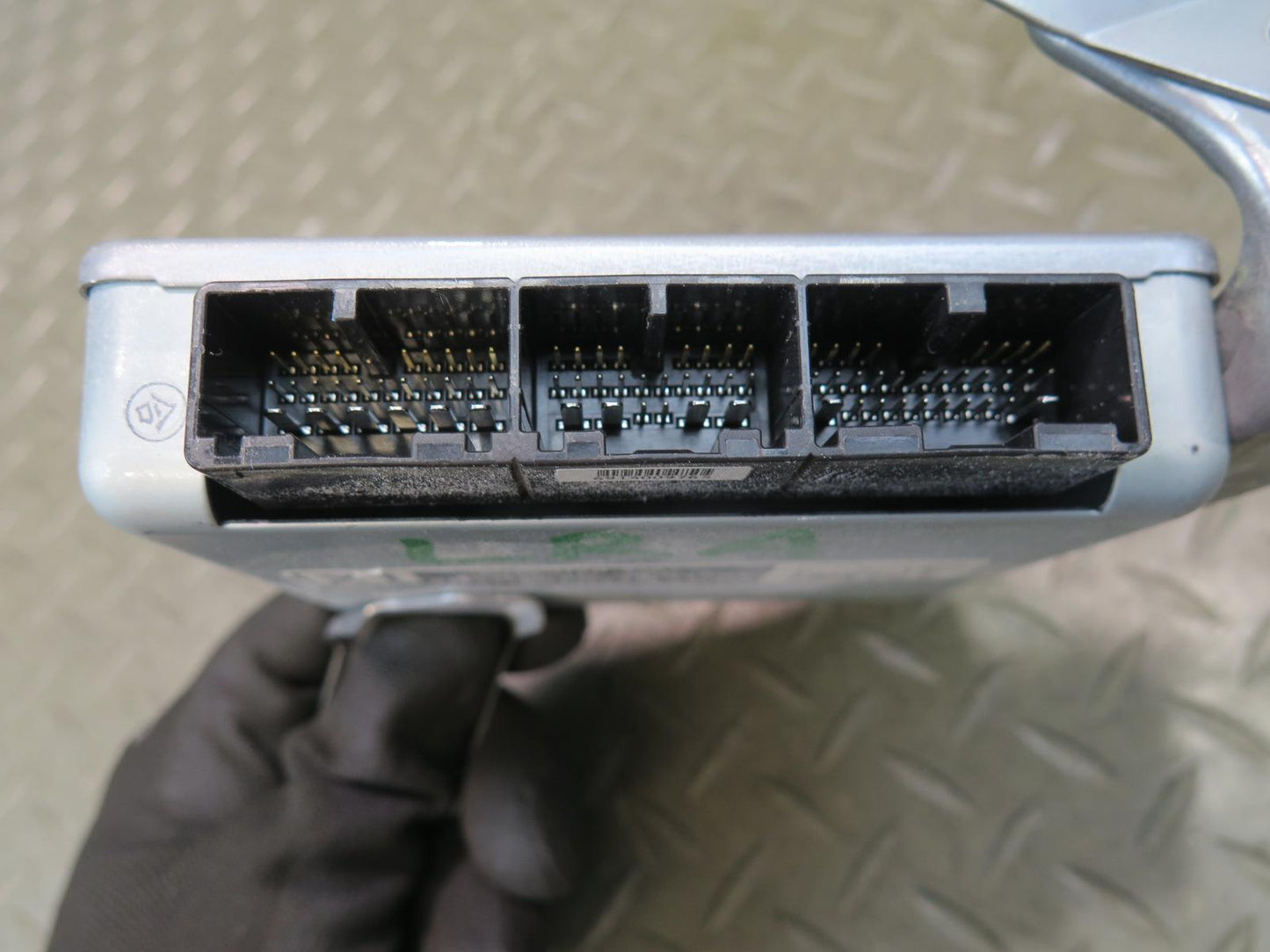 16-17 Lexus GSC16L RC350 RC300 Suspension Computer Control Module Unit OEM