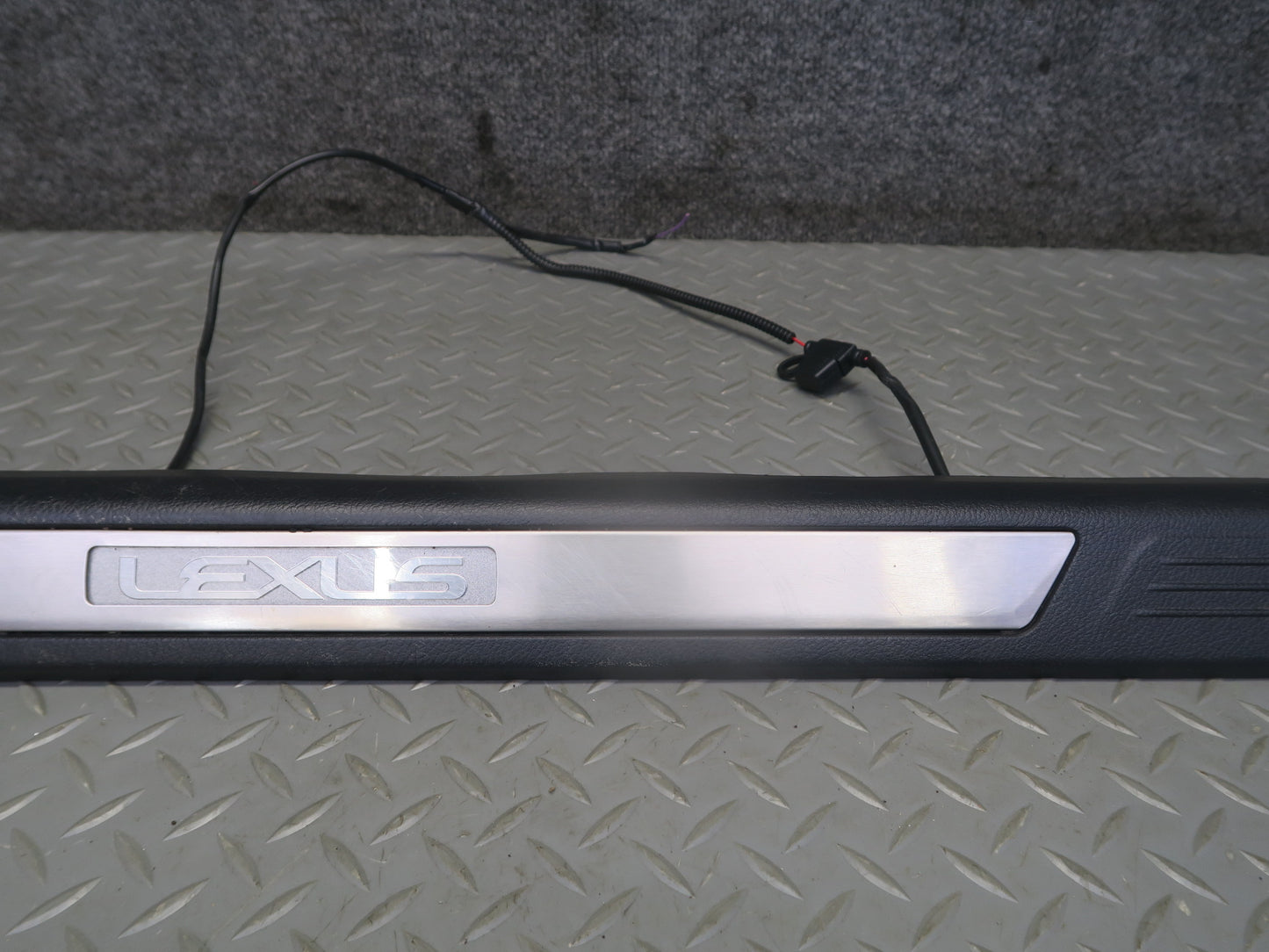 15-20 Lexus GSC16L RC350 RC300 Set of 2 Door Sill Scuff Plate w Illuminated OEM