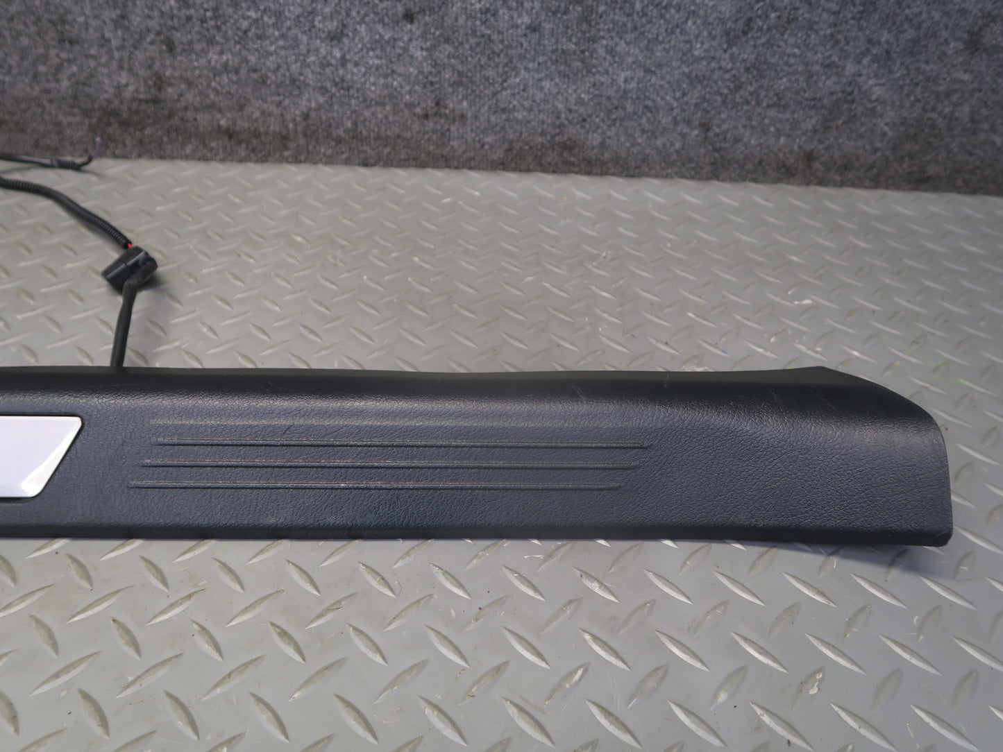 15-20 Lexus GSC16L RC350 RC300 Set of 2 Door Sill Scuff Plate w Illuminated OEM