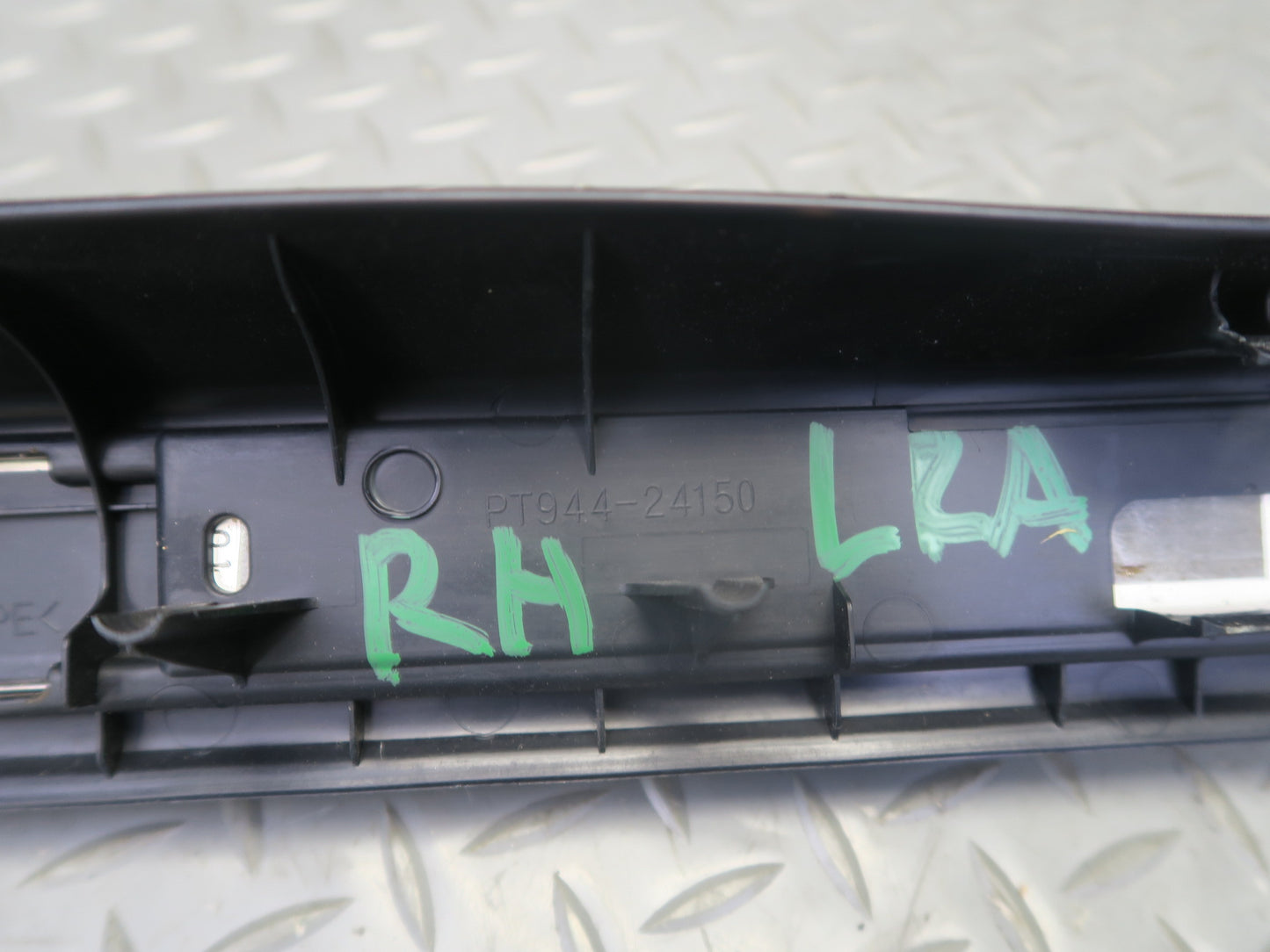 15-20 Lexus GSC16L RC350 RC300 Set of 2 Door Sill Scuff Plate w Illuminated OEM