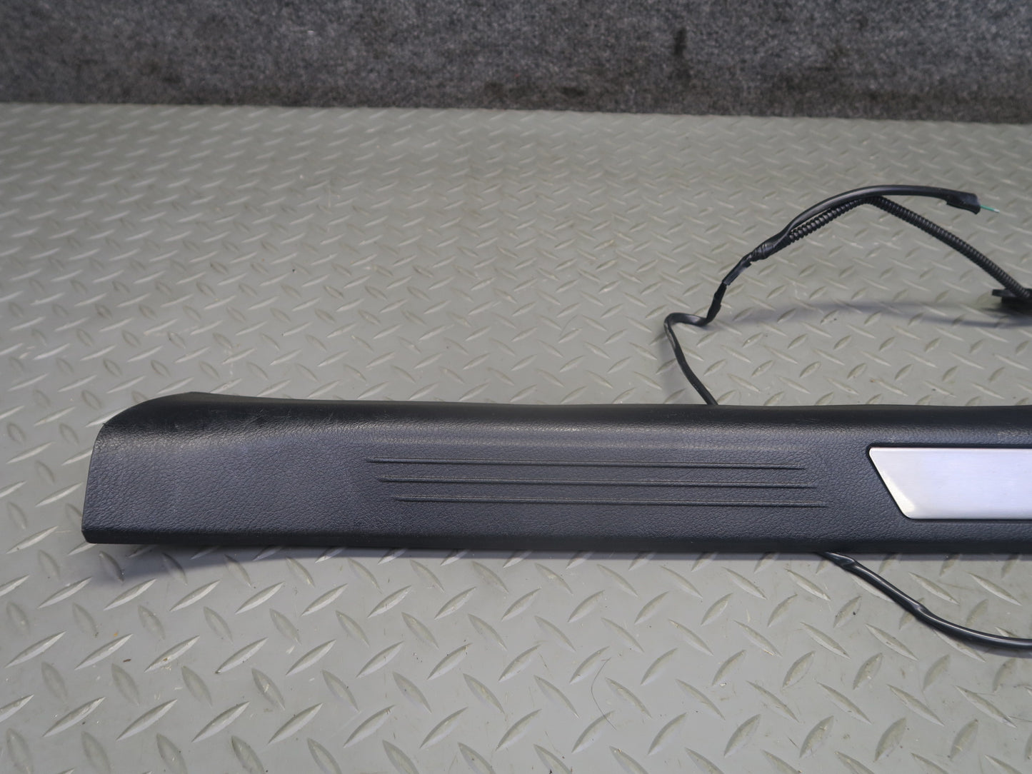 15-20 Lexus GSC16L RC350 RC300 Set of 2 Door Sill Scuff Plate w Illuminated OEM