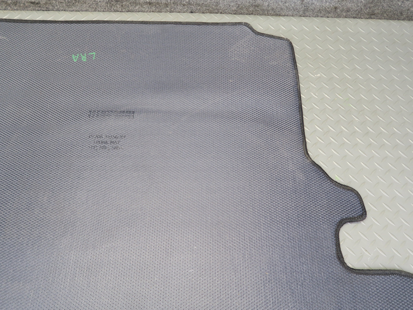 15-17 Lexus GSC16L RC350 RC300 Rear Trunk Floor MAT Carpet Liner Black OEM