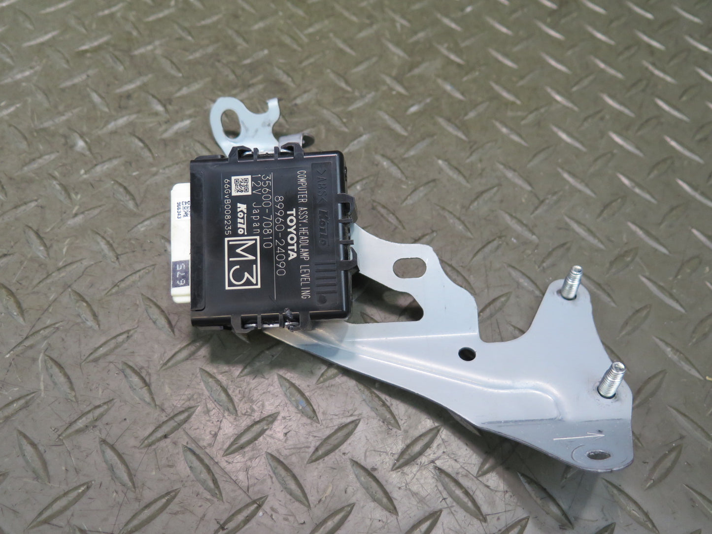16-18 Lexus GSC16L RC300 Headlight Lamp Leveling Computer Control Module OEM