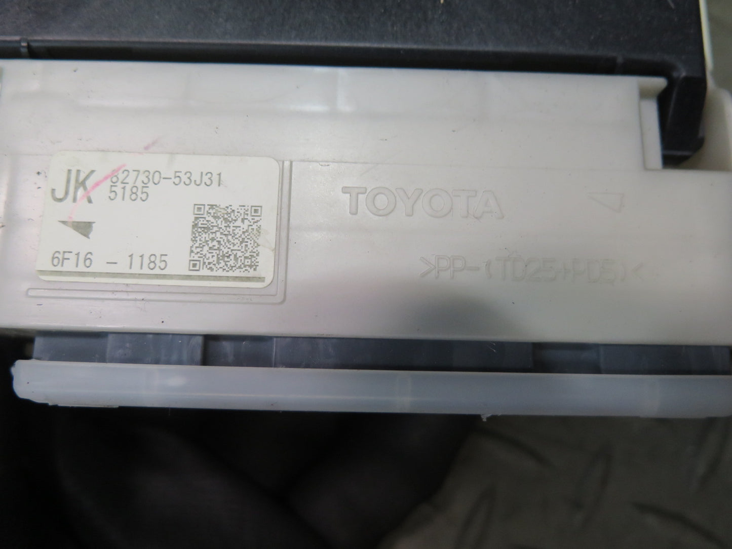 2016 Lexus GSC16L RC300 Multiplex Network Body Control Module & Fuse Box OEM