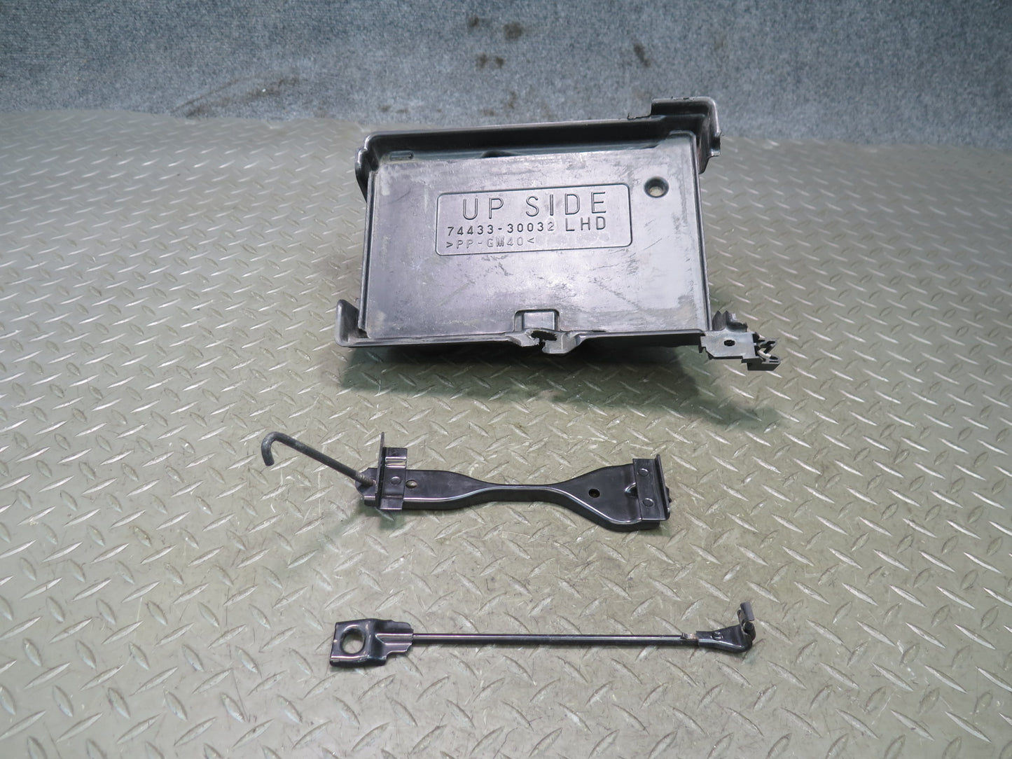 15-25 Lexus GSC16L RC350 RC300 Battery Tray Support w Mounting Holders Set OEM