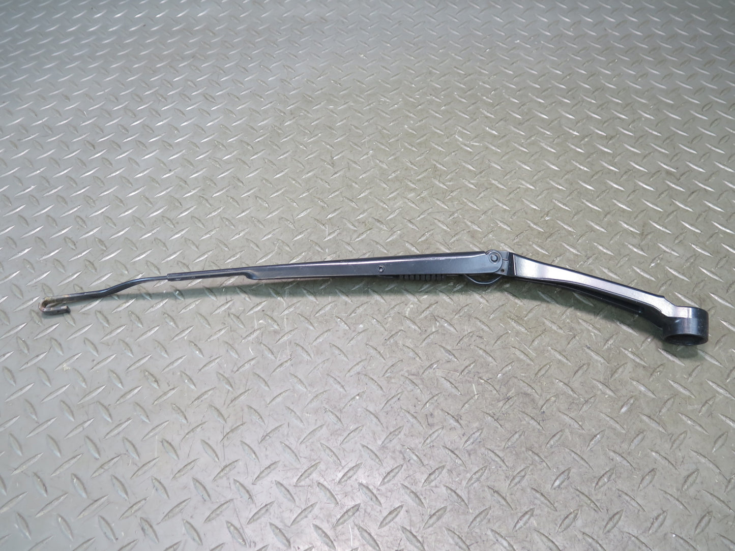 15-25 Lexus GSC16L RC350 RC300 Front Left & Right Wiper Arm Set of 2 OEM