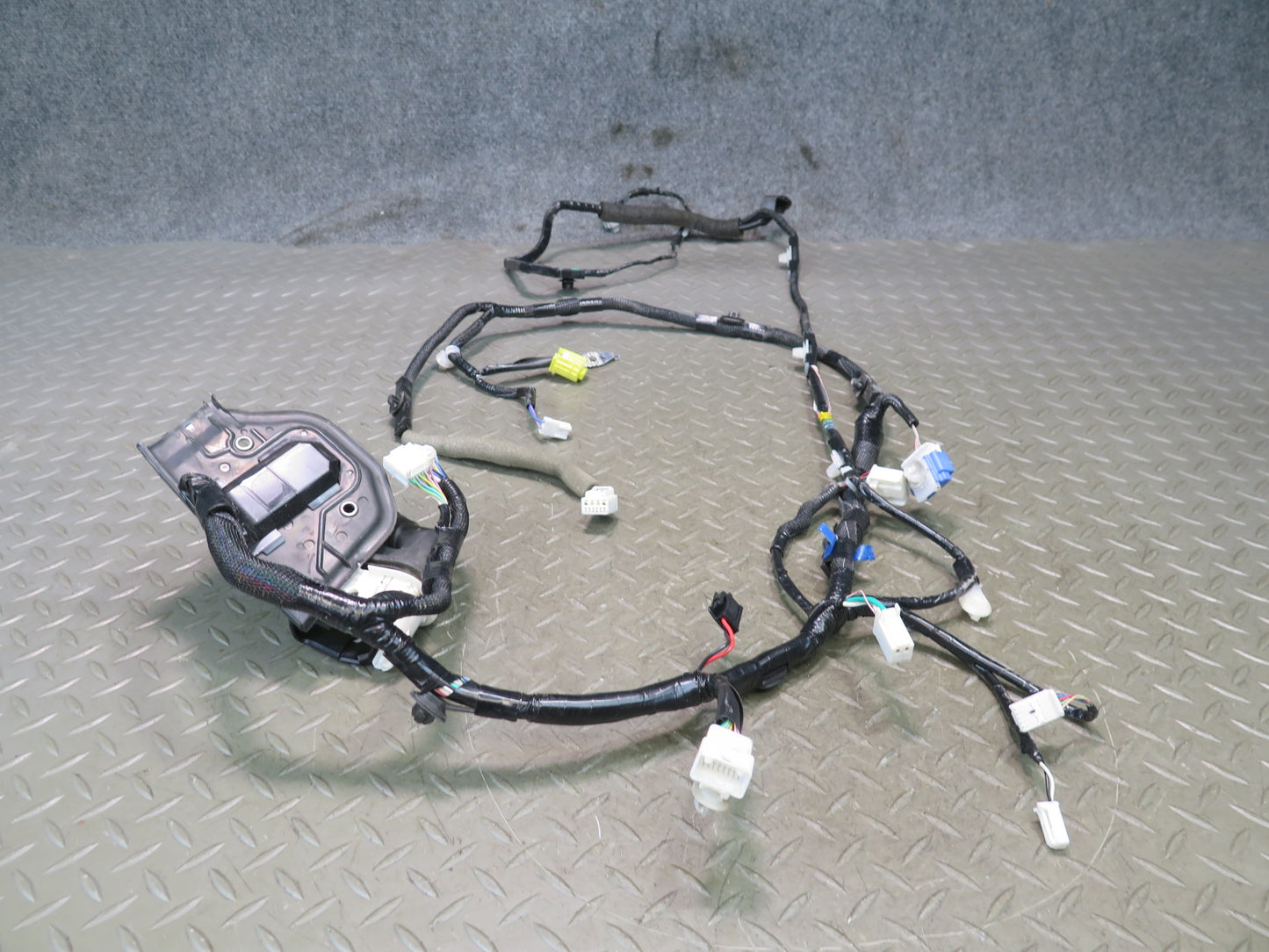 16-18 Lexus GSC16L RC350 RC300 Front Left Door Wire Wiring Harness OEM