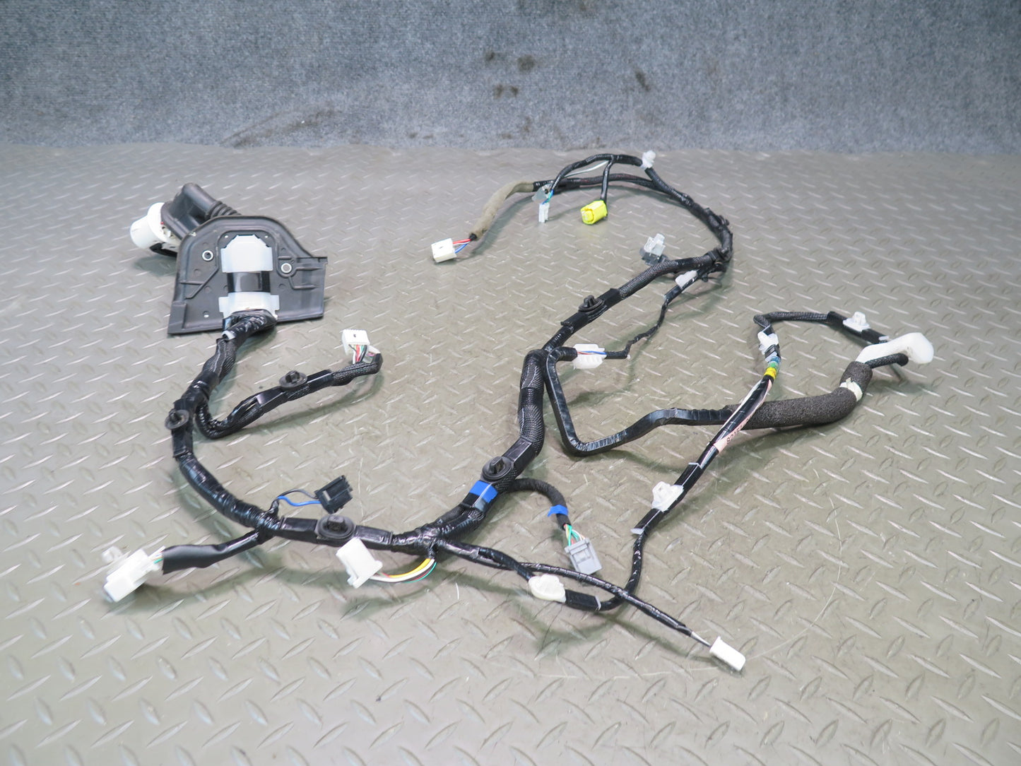 16-18 Lexus GSC16L RC350 RC300 Front Right Door Wire Wiring Harness OEM
