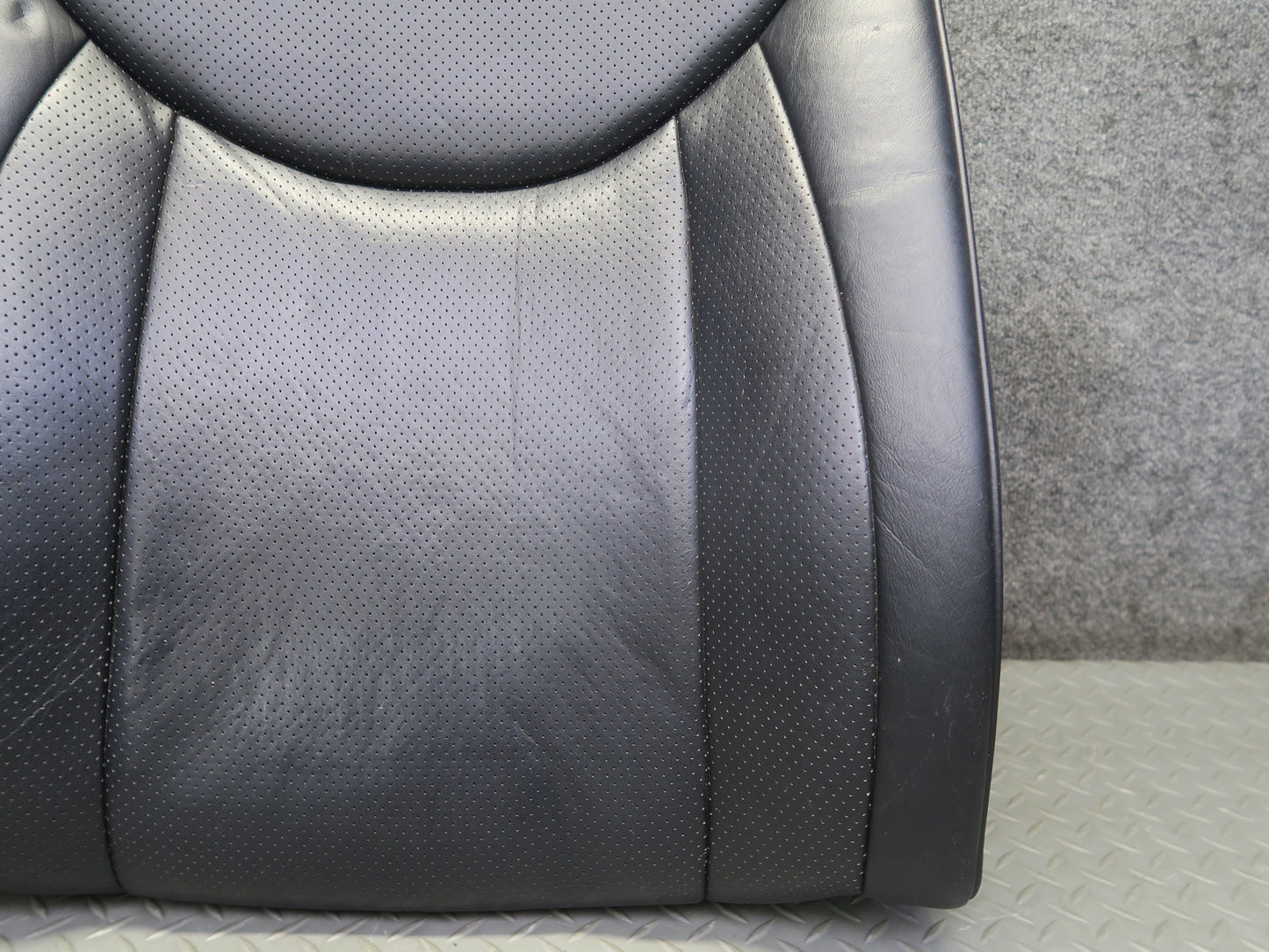 01-03 Lexus UCF30L LS430 Front Right Seat Upper Leather Cushion Black OEM