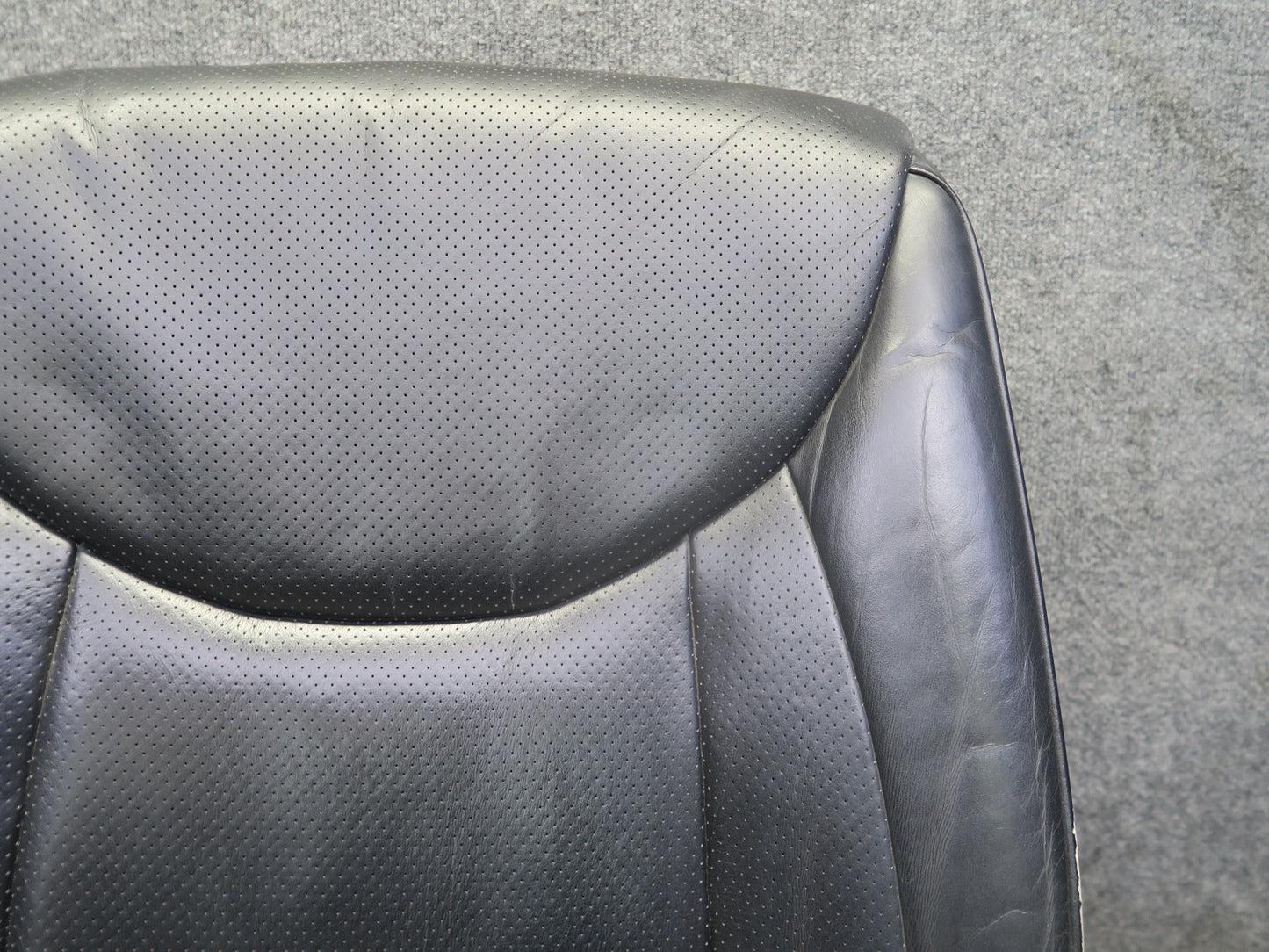 01-03 Lexus UCF30L LS430 Front Left Seat Upper Leather Cushion Black OEM