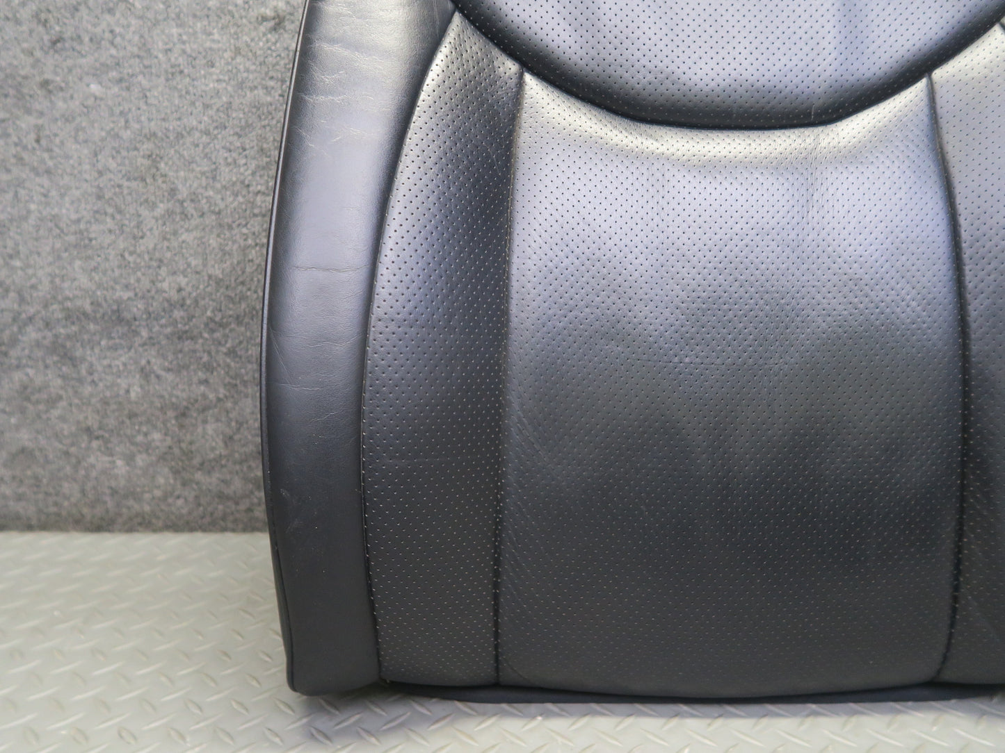 01-03 Lexus UCF30L LS430 Front Left Seat Upper Leather Cushion Black OEM