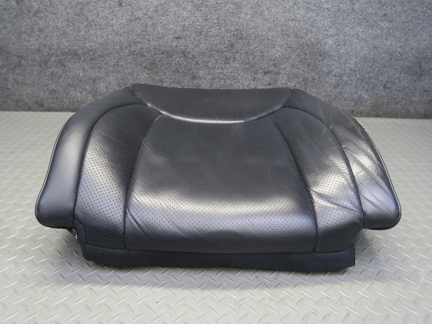 01-03 Lexus UCF30L LS430 Front Left Seat Upper Leather Cushion Black OEM