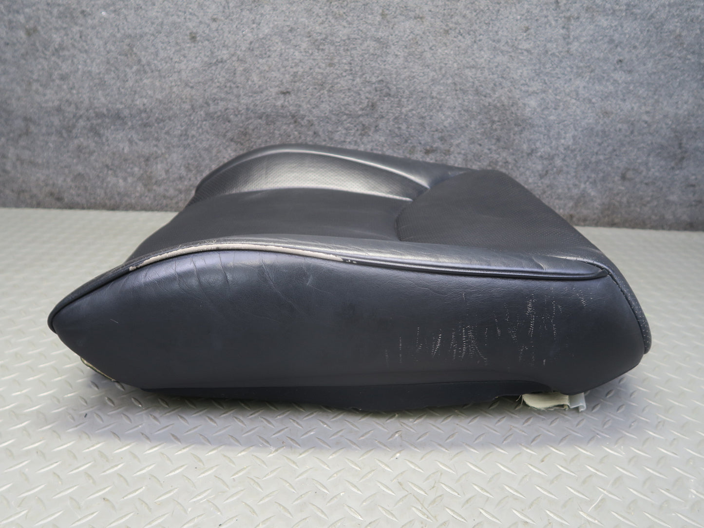 01-03 Lexus UCF30L LS430 Front Left Seat Upper Leather Cushion Black OEM