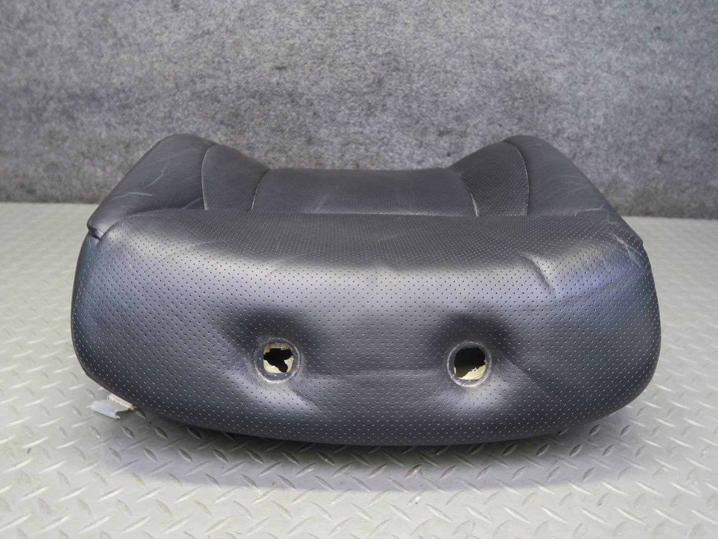 01-03 Lexus UCF30L LS430 Front Left Seat Upper Leather Cushion Black OEM