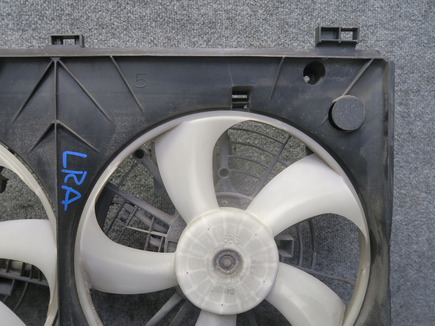 15-25 Lexus GSC16L RC300 3.5L Engine Radiator Cooling Dual Fan w Shroud OEM
