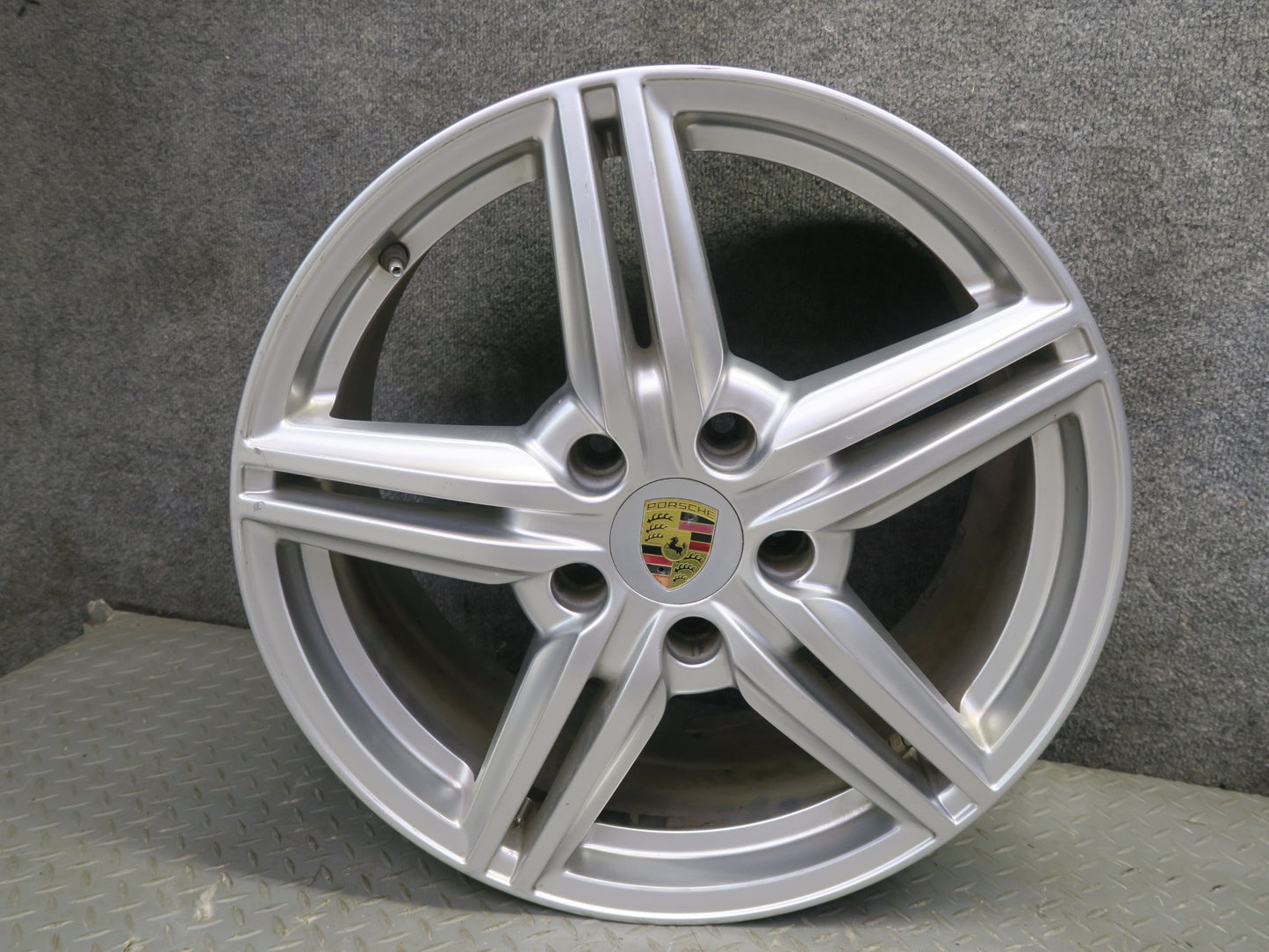 2011-2018 Porsche Cayenne 958 Sport Design R19 19" Alloy Wheel Rim 19x8.5J ET59