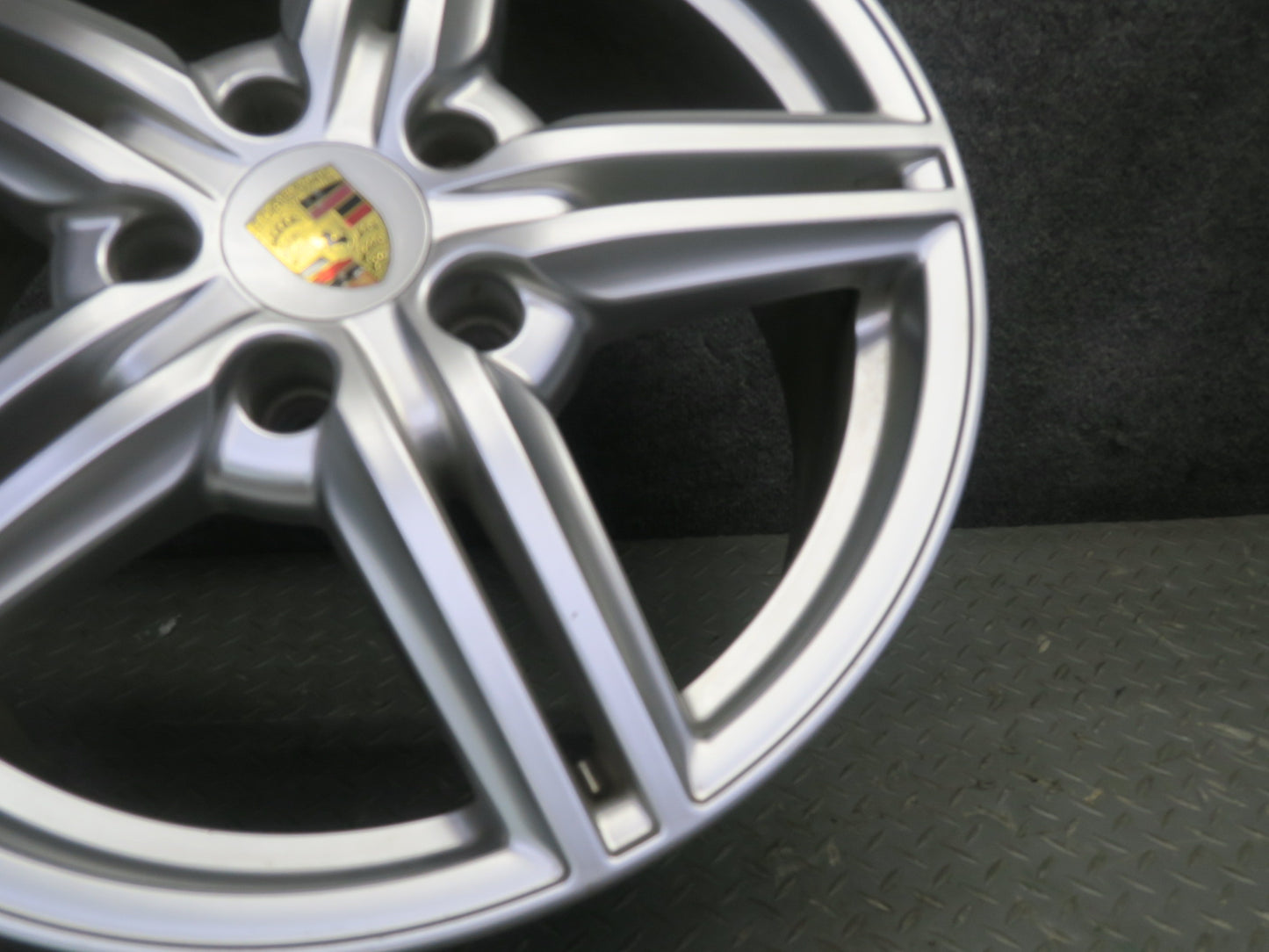 2011-2018 Porsche Cayenne 958 Sport Design R19 19" Alloy Wheel Rim 19x8.5J ET59