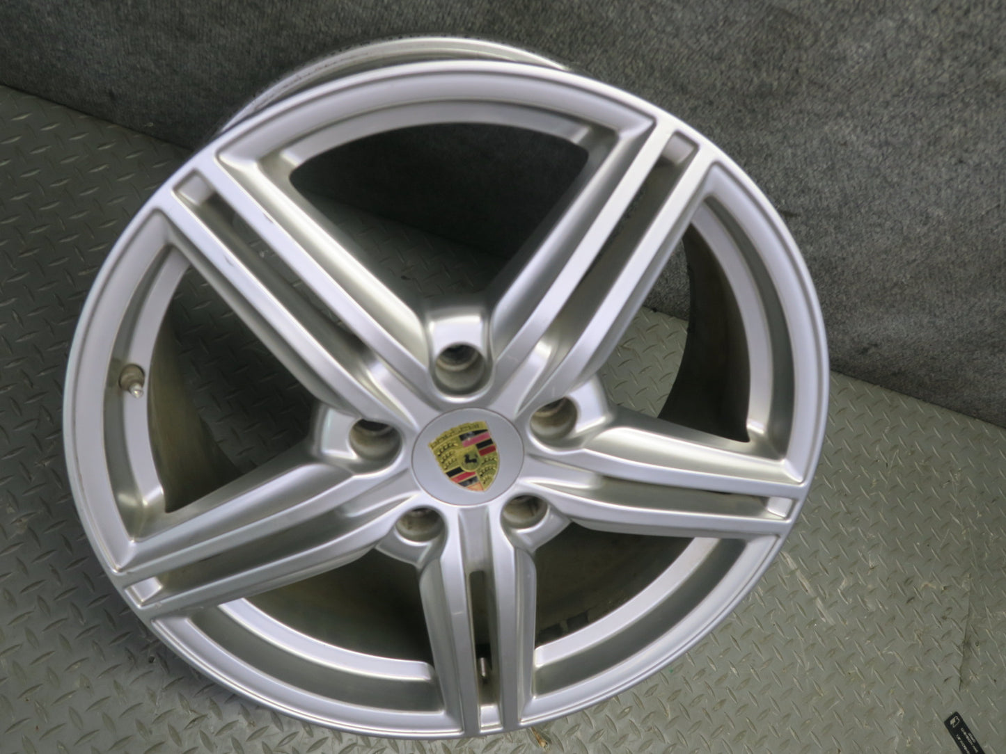 2011-2018 Porsche Cayenne 958 Sport Design R19 19" Alloy Wheel Rim 19x8.5J ET59