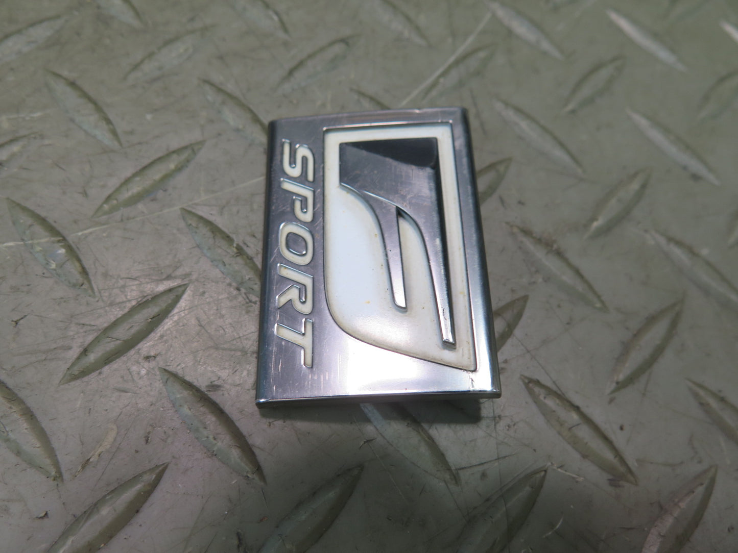 15-25 Lexus GSC16L RC350 RC300 F-sport Emblem Front Fender Badge Logo Set OEM