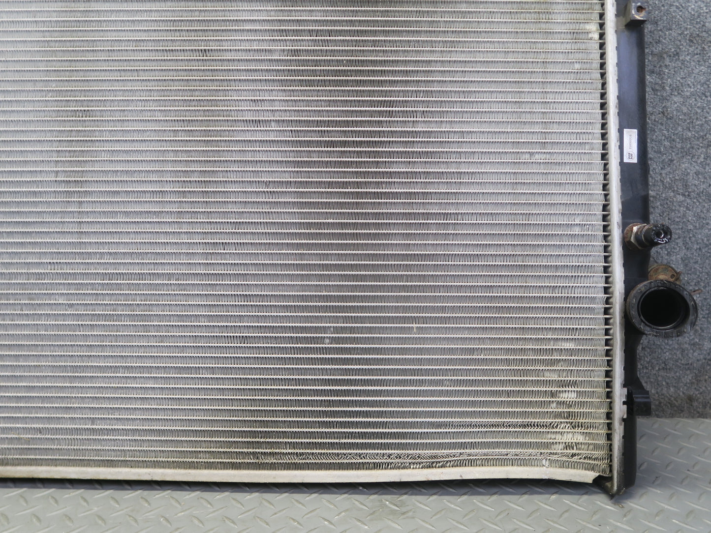 2003-2009 Lexus UZJ120L GX470 Aftermarket CSF Engine Cooling Radiator