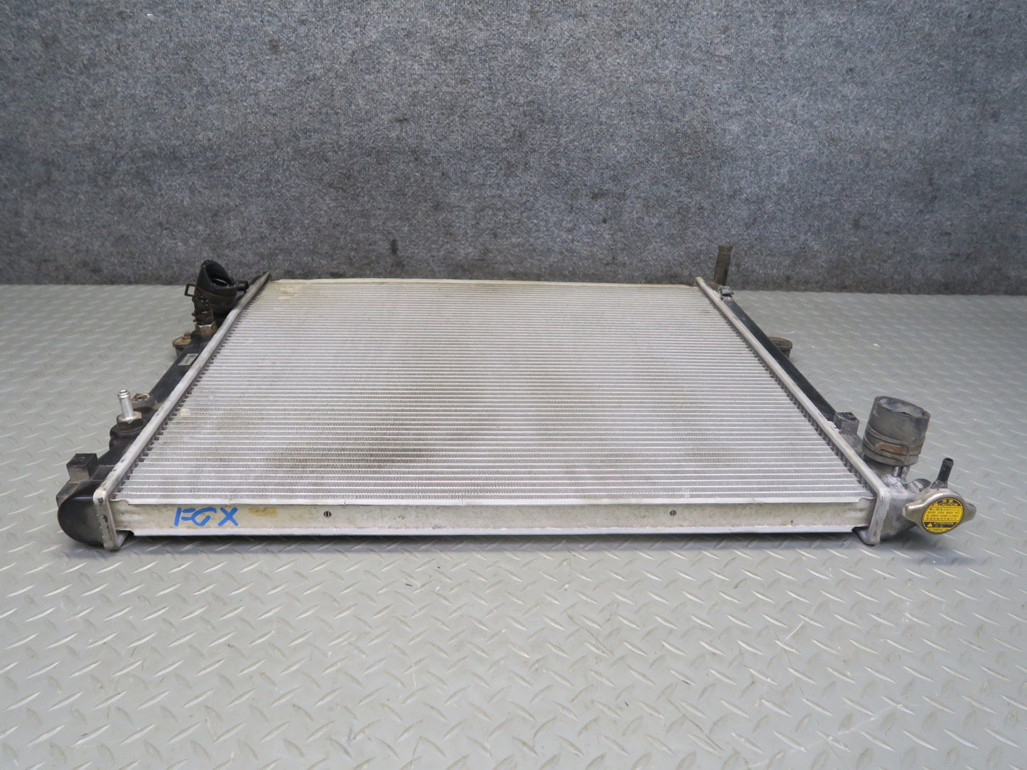 2003-2009 Lexus UZJ120L GX470 Aftermarket CSF Engine Cooling Radiator