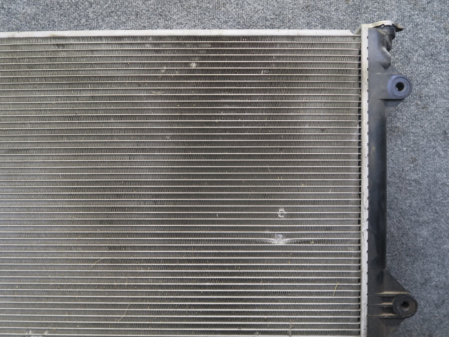 2003-2009 Lexus UZJ120L GX470 Aftermarket CSF Engine Cooling Radiator