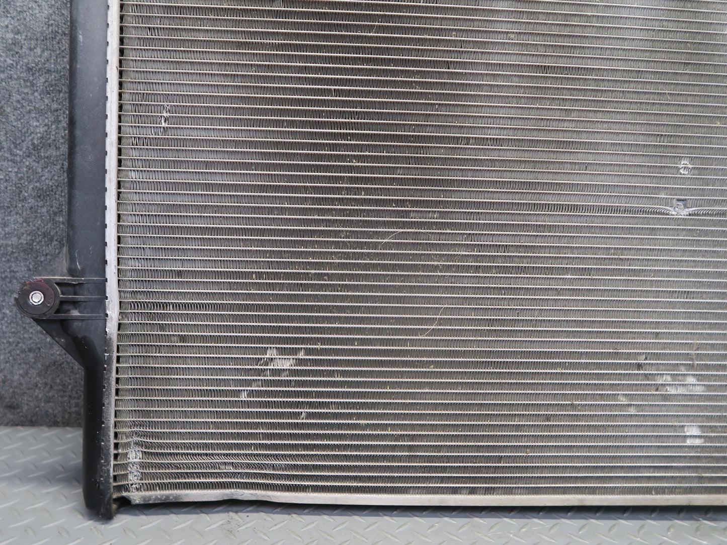 2003-2009 Lexus UZJ120L GX470 Aftermarket CSF Engine Cooling Radiator