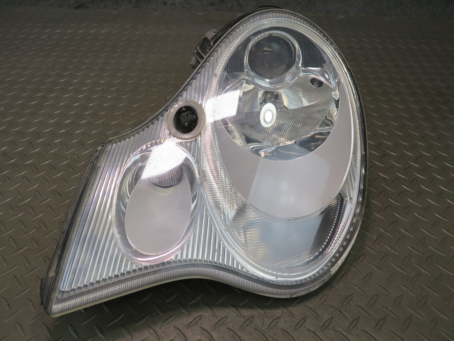 2002-2005 Porsche 911 996 Carrera Front Left Xenon HID Headlight Lamp w Ballast